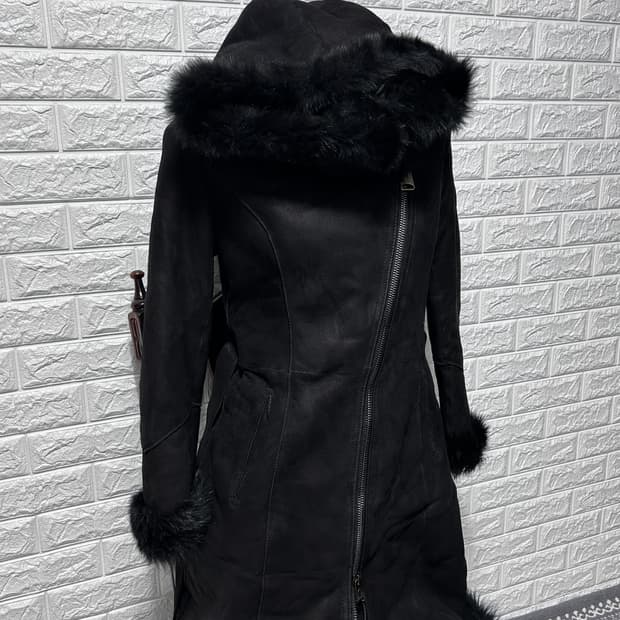 비대칭 시어링 후디 레더 롱 코트