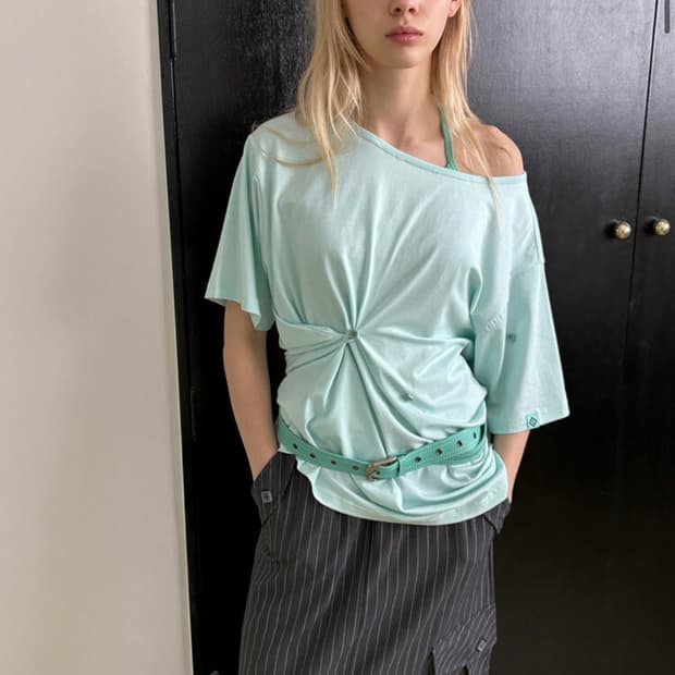 헤레틱 heretic BUTTON T-SHIRT / sky mint