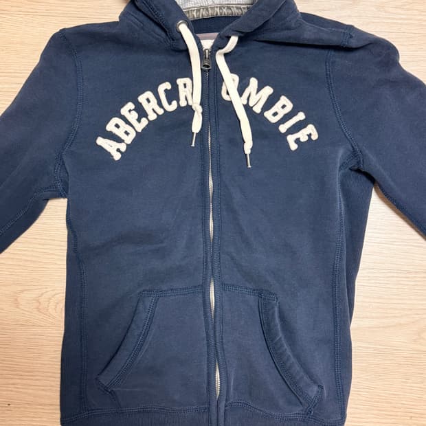 아베크롬비 네이비 빈티지 후드집업 희귀템!