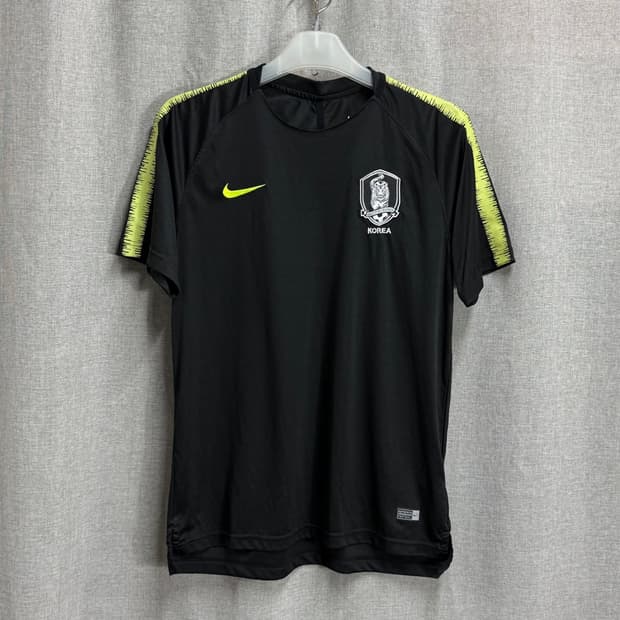 [L] 나이키 축구 18-20 국가대표 트레이닝 탑