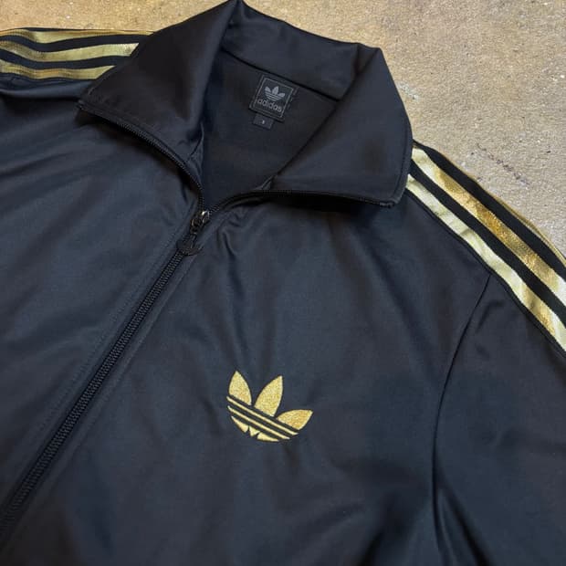 아디다스 구파이어드 검골 검금 저지 