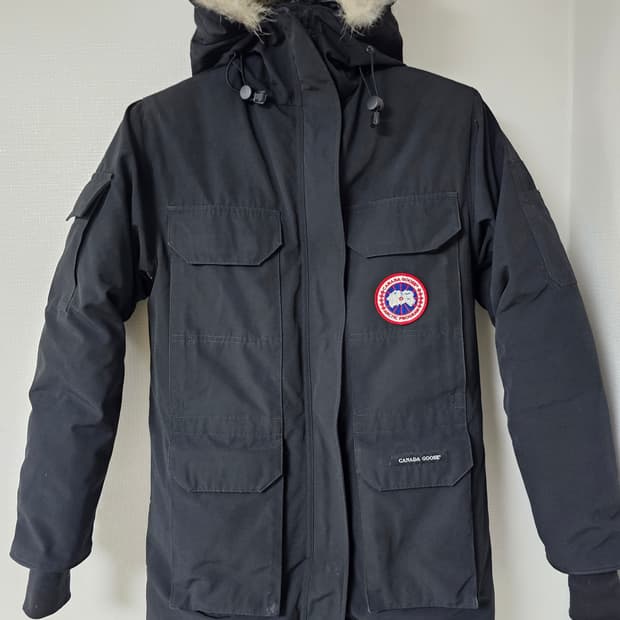 캐나다구스 익스페디션 다운 블랙(xs/55반/정품)