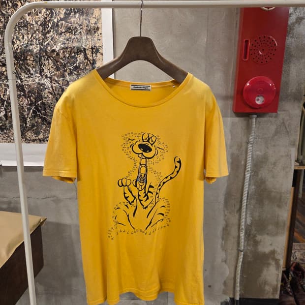 오니츠카 타이거 티셔츠 