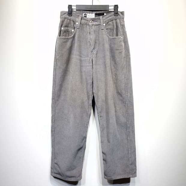 Levi's 리바이스 실버탭 코듀로이 배기 팬츠_26
