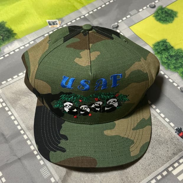 슈프림 판다 5패널 캡 우드랜드카모 17ss