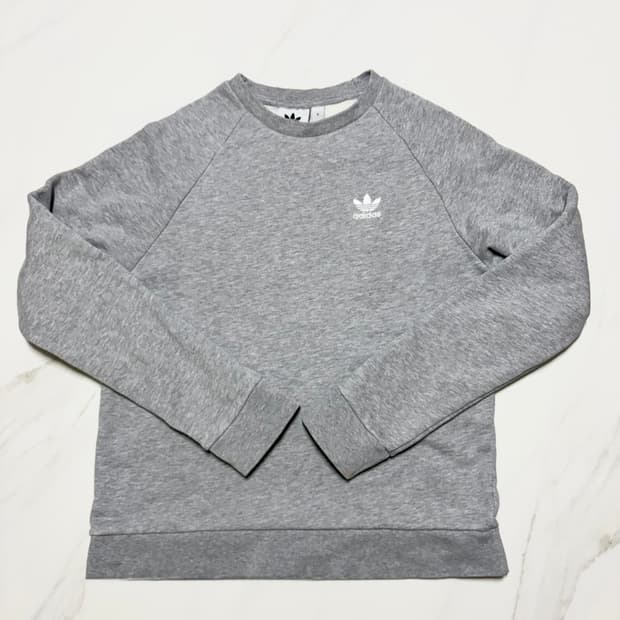 아디다스 파이어버드 그레이 맨투맨