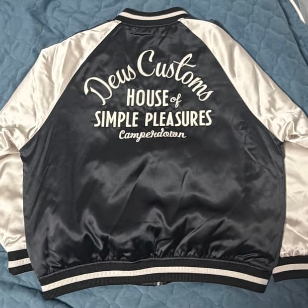 데우스 엑스 마키나 리미널 봄버자켓