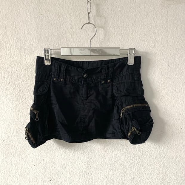 Black cargo mini skirt
