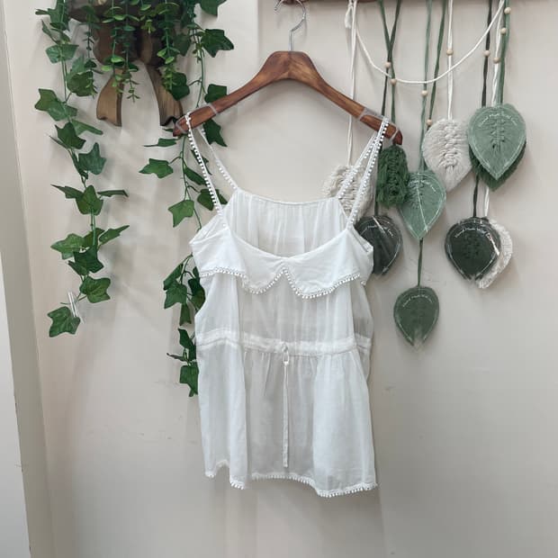 레이스 펀칭 허리 스트링 나시 슬리브리스