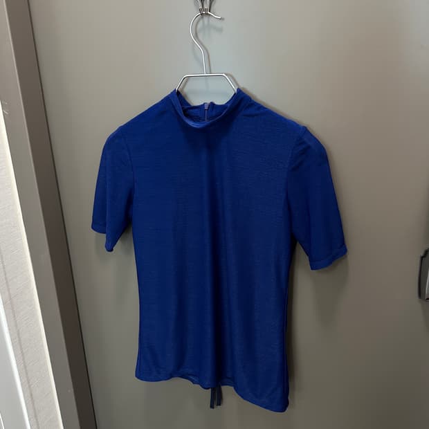 Taro Horiuchi blue top