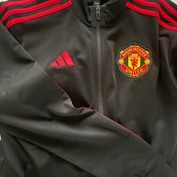 아디다스 맨유 트랙탑 져지 S