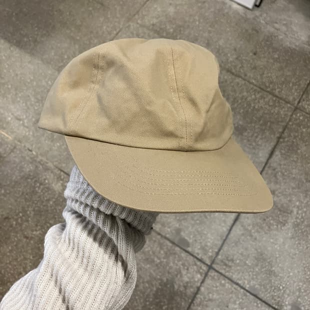 유니클로 uv cut 트윌 볼캡 베이지 미사용