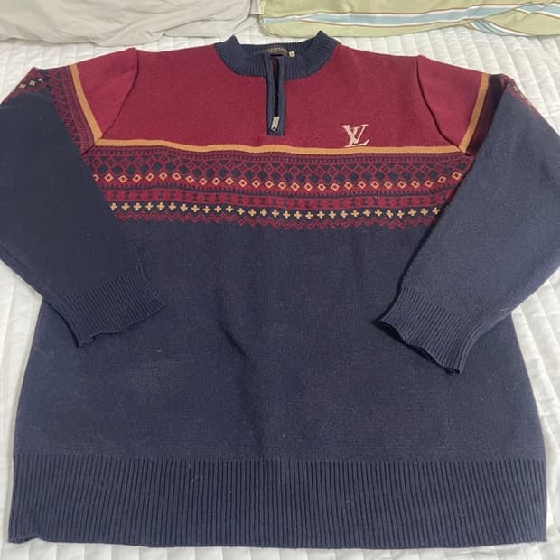 정품 루이비통 니트 