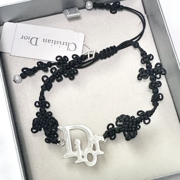 디올 마더오브펄 빈티지 팔찌