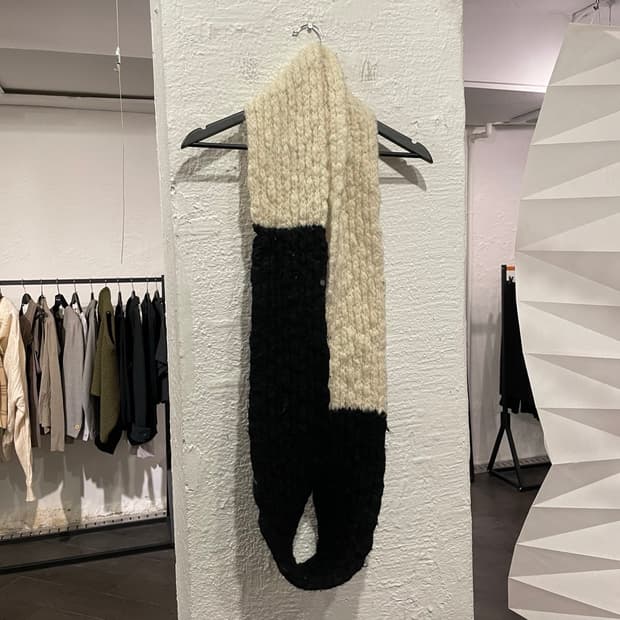 요지야마모토 드레이핑 머플러