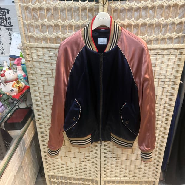 38/55-66 정품 버버리 붐버자켓 팝니다