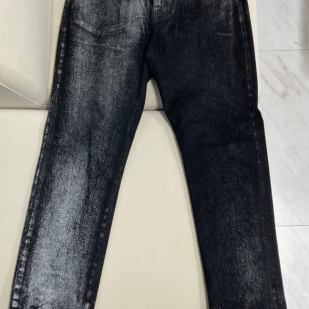 GIVENCHY 리플렉트 코티드 스트레이트 데님 팬츠 지방시 코팅진