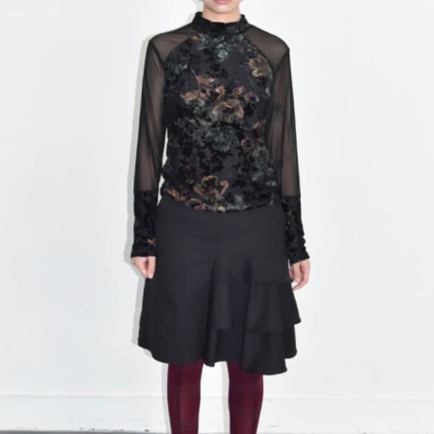 팁씨) repeating flower top