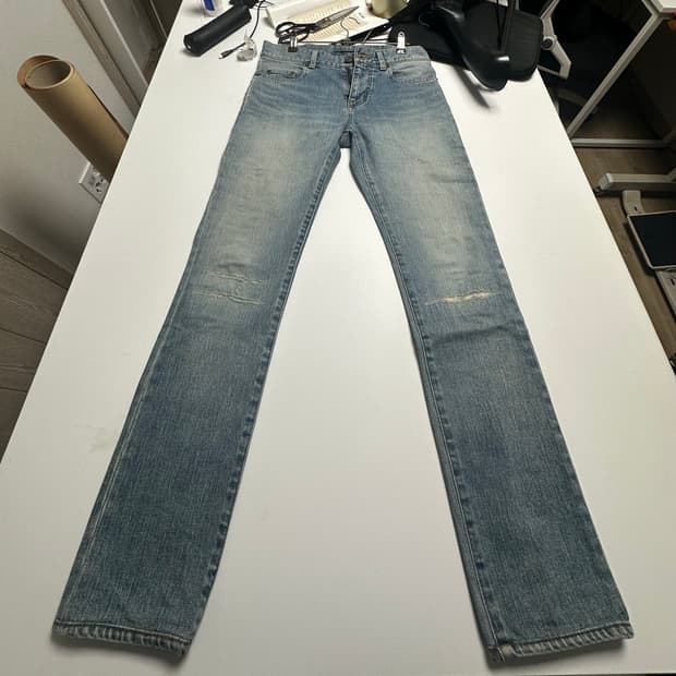 에디슬리먼 생로랑 디스진 28