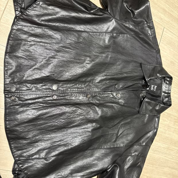 Jucy Judy 가죽자켓