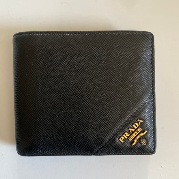 프라다 반지갑