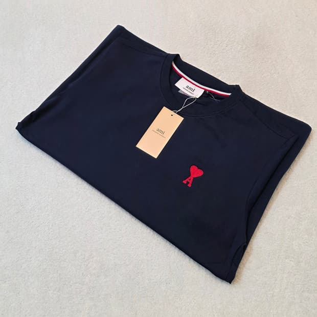 (새상품) AMI 아미 반팔티 기본티