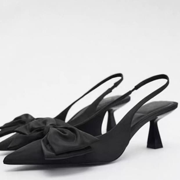 리본 포인트 슬링백