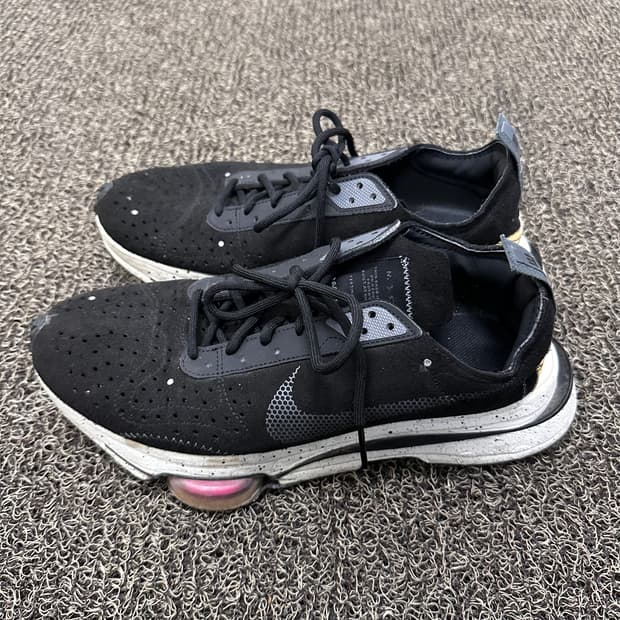 NIKE 나이키 에어 줌 타입 블랙 하이퍼 핑크 270