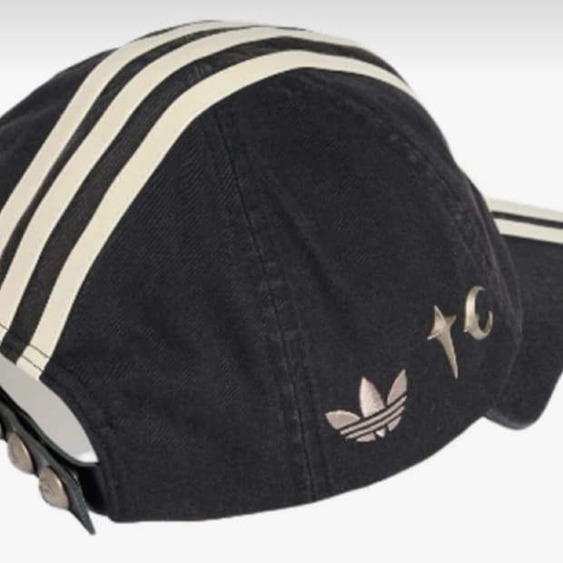 떠그클럽 x 아디다스 모자 판매합니다