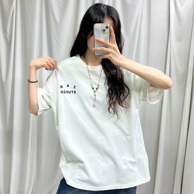IAB STUDIO white T-shirts