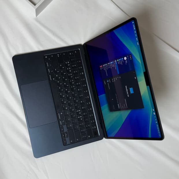 맥북에어M2 13인치 미드나이트 S급