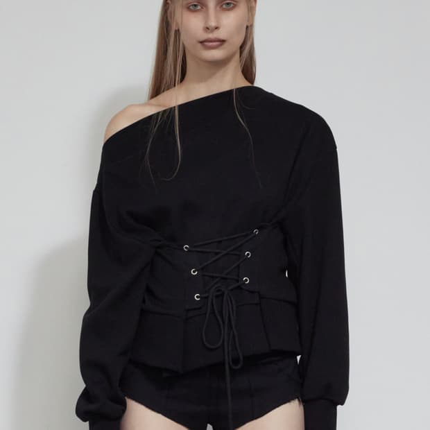 보헤미안서울 코르셋 원숄더 스웻셔츠 블랙 보헴서