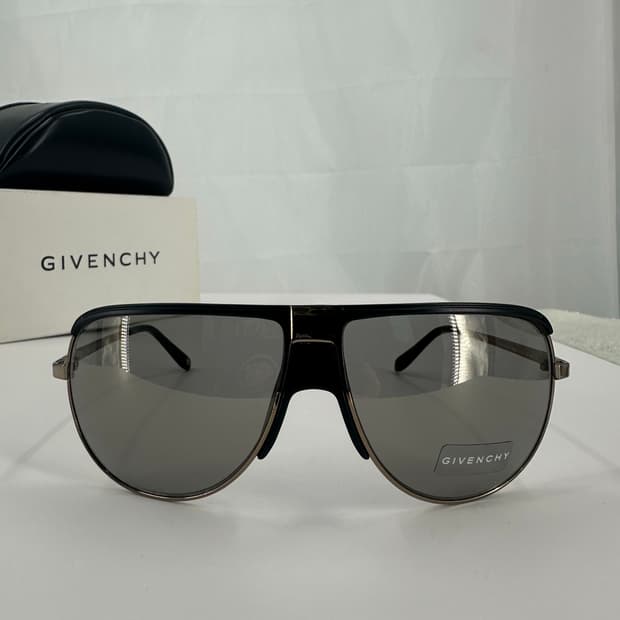 [새상품 무료배송] 정품 지방시 Made in Italy 선글라스