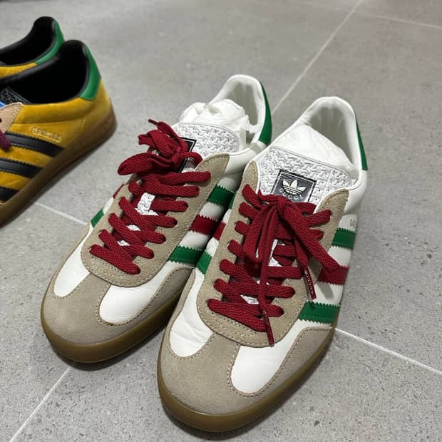 아디다스 X 구찌 가젤 스니커즈 255