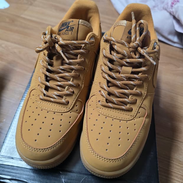 나이키 에어포스 (240)