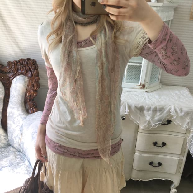 Set)핑크 도트 잔꽃 롱슬리브 + 레이스 퍼프 반팔 + 실크머플러