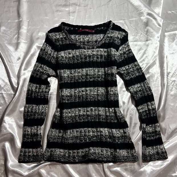 stripe gal knit