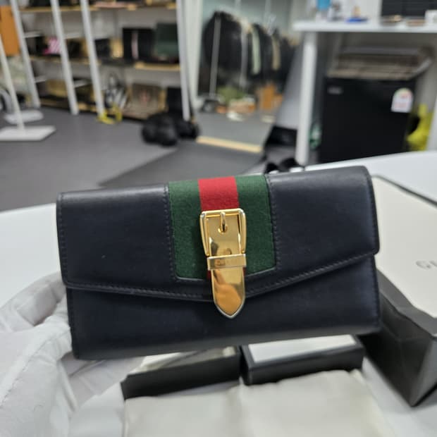 [A급컨디션]구찌 실비 장지갑