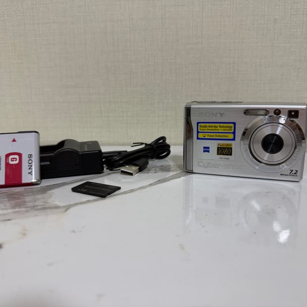 소니 사이버샷 DSC-W80 (상태굿)똑딱이 카메라