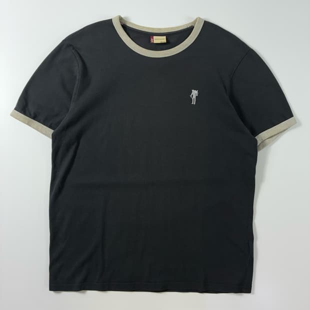 Levi's  리바이스 00,s saddle man 차콜 링거 반팔티  