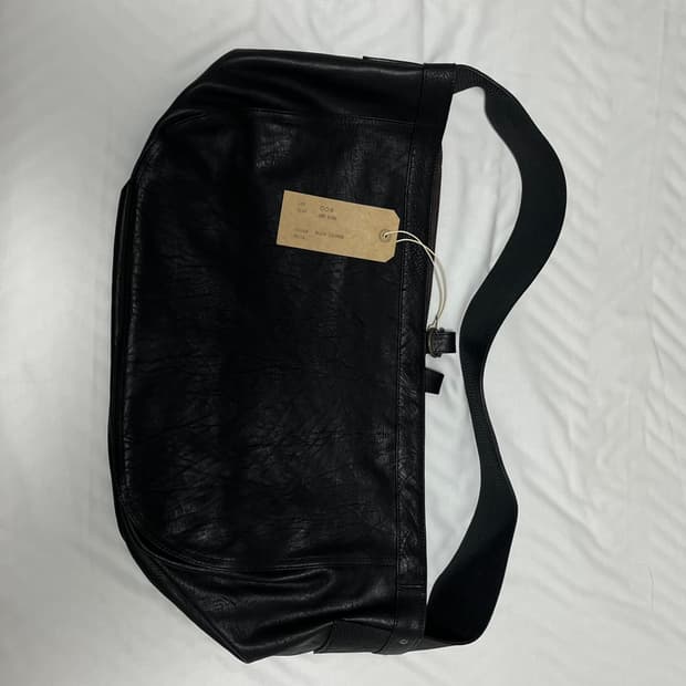 타이가타카하시 뉴스보이백 레더