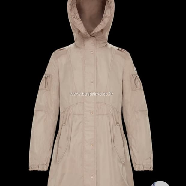몽클레어 여성 베이지 후드 바람막이 자켓(4사이즈)정품
