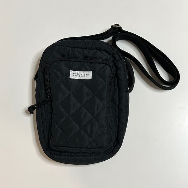 매킨토시 퀼팅 미니 크로스백