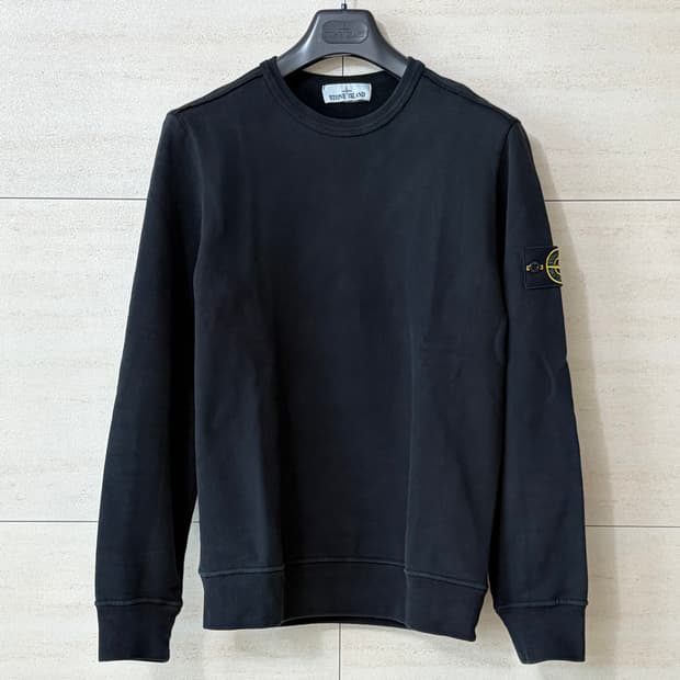 스톤아일랜드 맨투맨 블랙