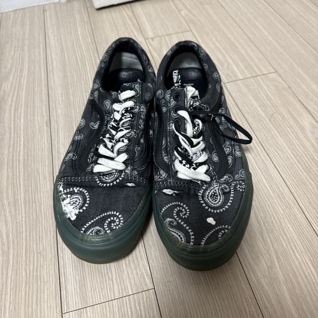 Vans x Casestudy 반다나 슬립온