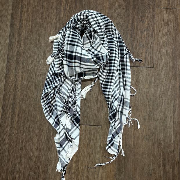Black & White Checkered Keffiyeh Scarf