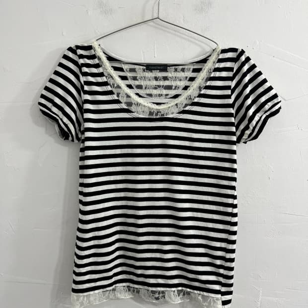 stripe lace top
