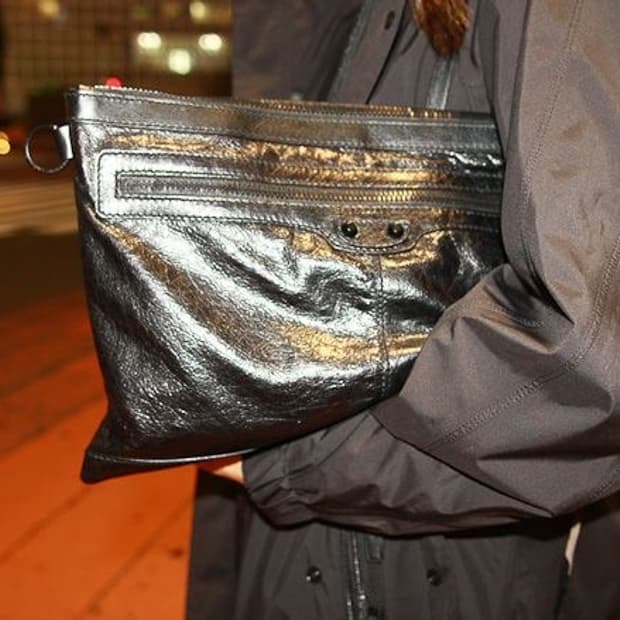 Balenciaga 클래식 모터 클러치