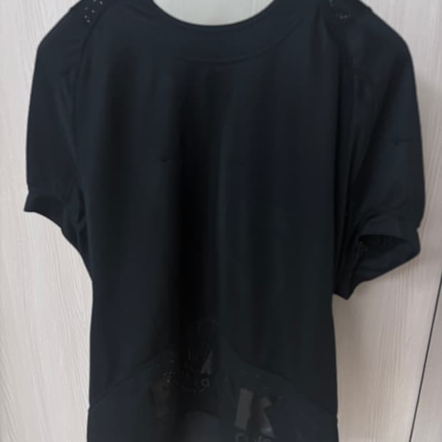 comme des garcons black x nike t shirt