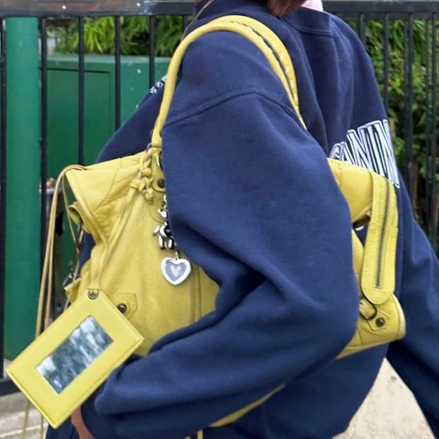 Balenciaga 발렌시아가 시티백 레몬 라임 미디움 상태 A